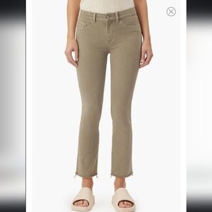 DL1961 Mara Mid Rise Straight Jeans in Lt Coastal size 25 fits more like 26